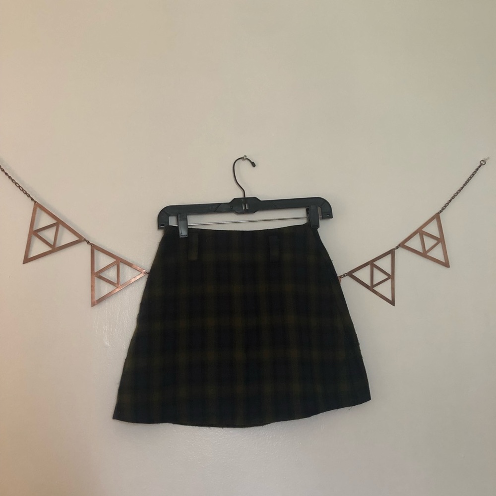 ~vintage 5.7.9. plaid school-girl skirt (0)~